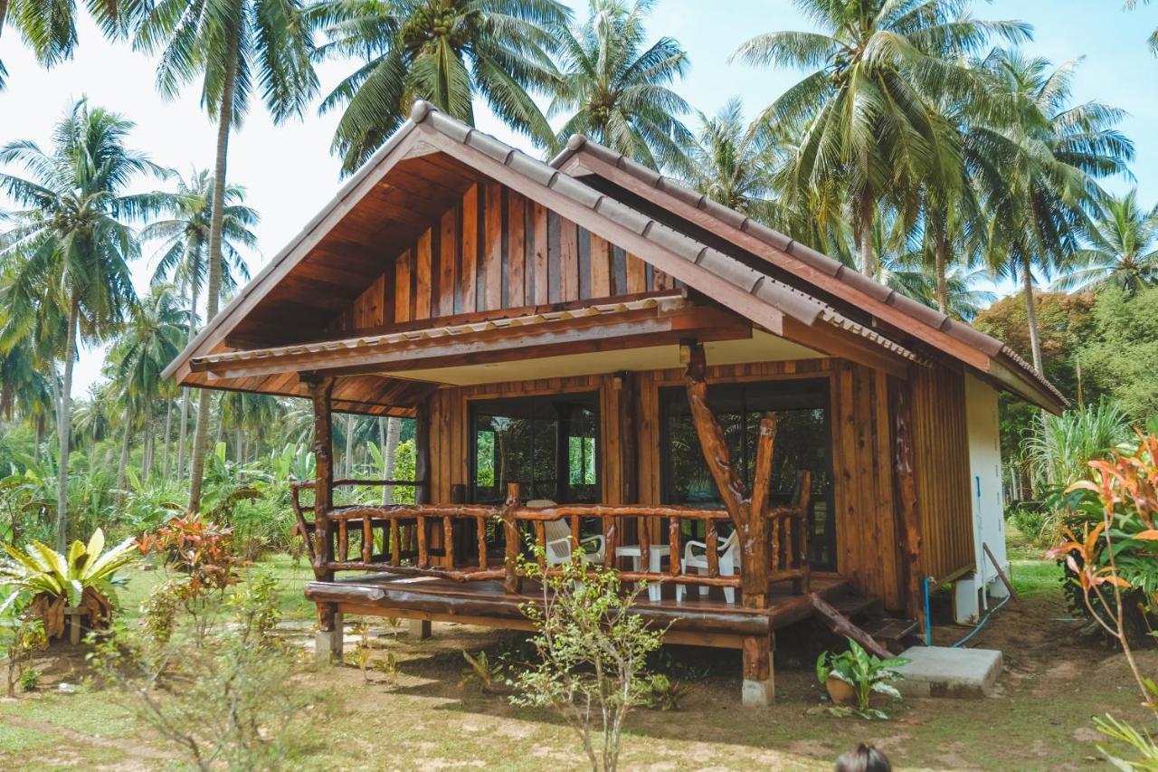 Kohjum Freedom Resort Koh Jum Exterior foto