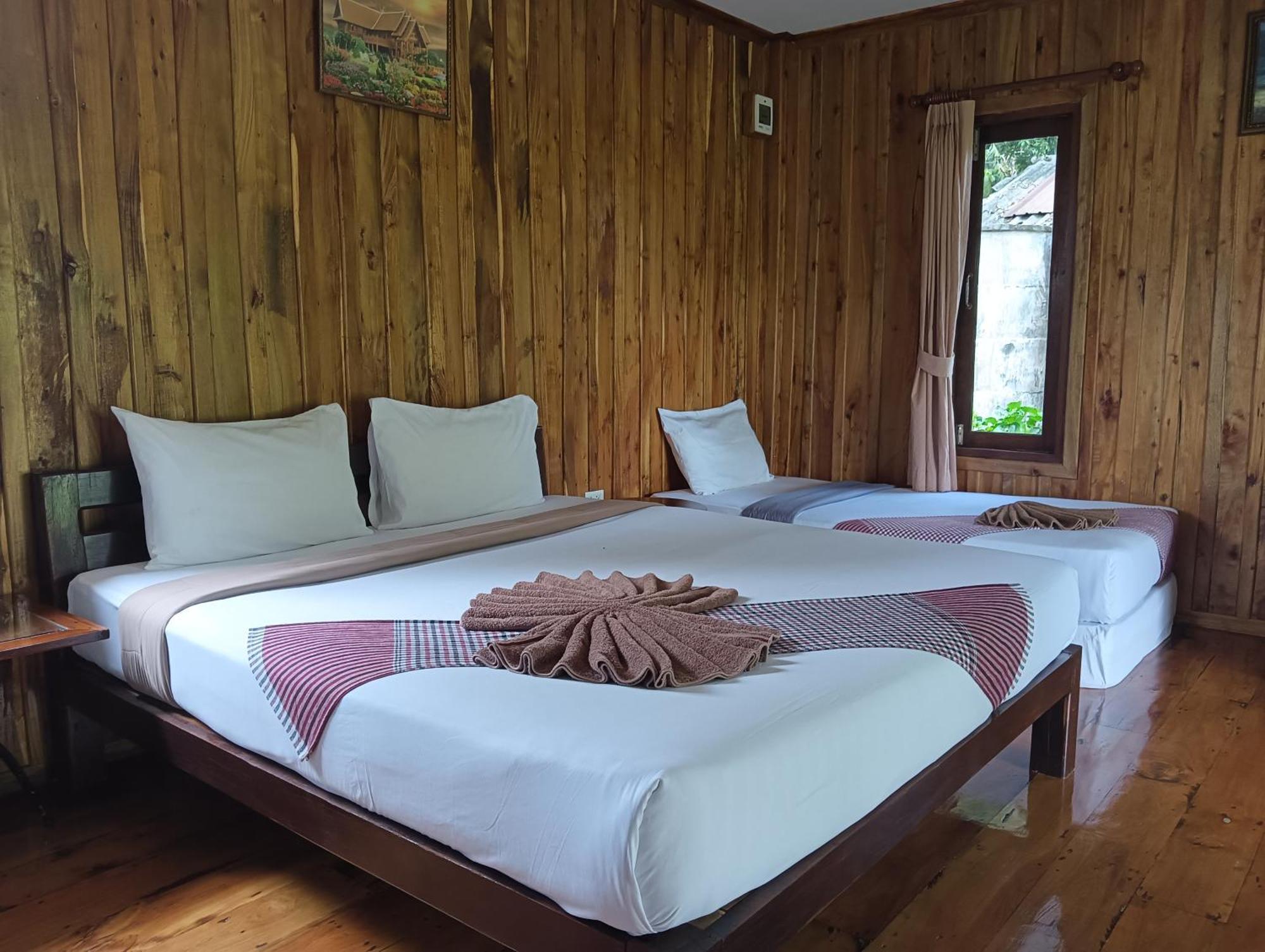 Kohjum Freedom Resort Koh Jum Exterior foto